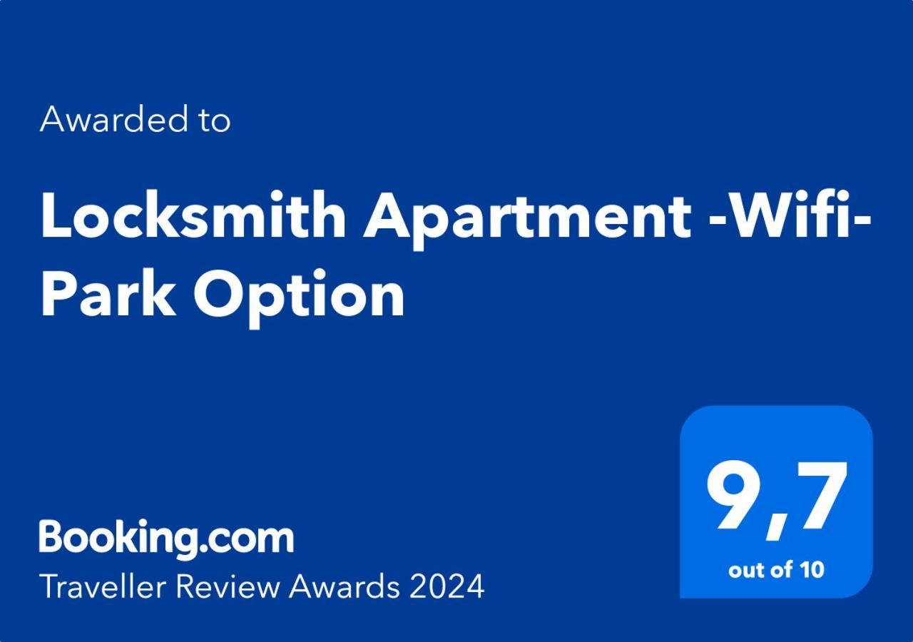 Locksmith Apartment - Park Option Sevilha Exterior foto